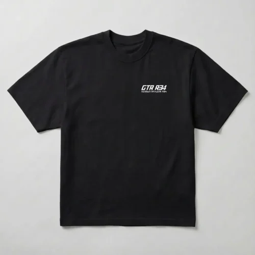 koszulka oversize z małym nadrukiem na piersi od forntu